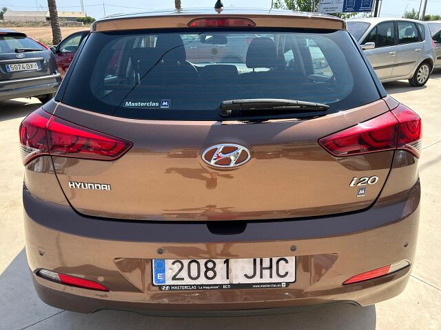 HYUNDAI I20 COMFORT 1.4 AUTO SPANISH LHD IN SPAIN 111000 MILES SUPER 2015